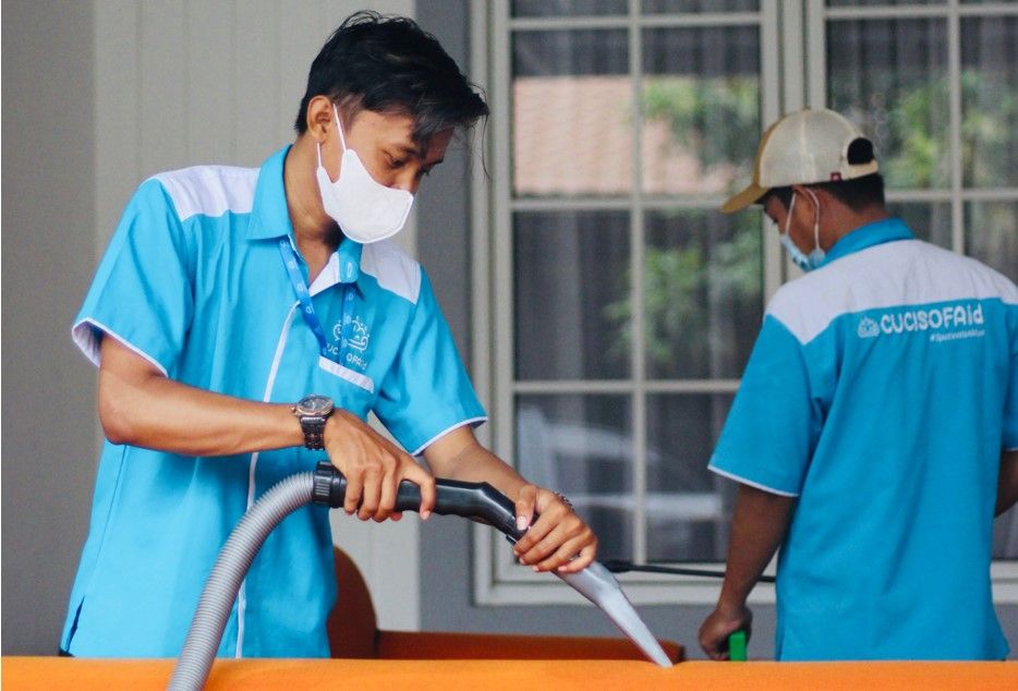 Cuci Sofa: Panduan Lengkap Merawat Kebersihan Sofa di Rumah