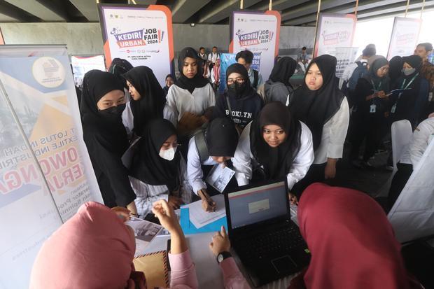 Generasi Z Sulit Mendapatkan Pekerjaan, 3 Tahun Menganggur Meskipun Mengirim 300 Lamaran Per Bulan
